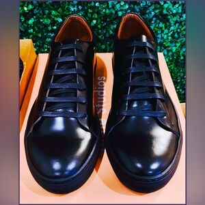 Acne Studios Adrian Lace-up Polished Sneakers Black, Size EU46
(BRAND NEW)